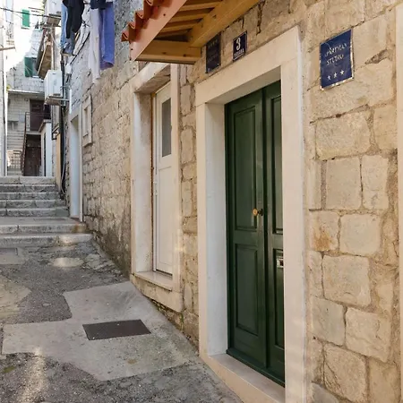 Sea La Vie Apartment